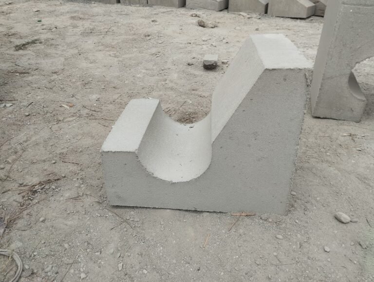 Concrete Saucer Drain with Integrated Kerbstone